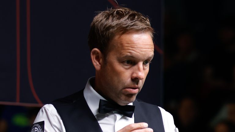Two-time World Snooker Championship runner-up Ali Carter will be back at the Crucible in 2025 after coming through qualifying